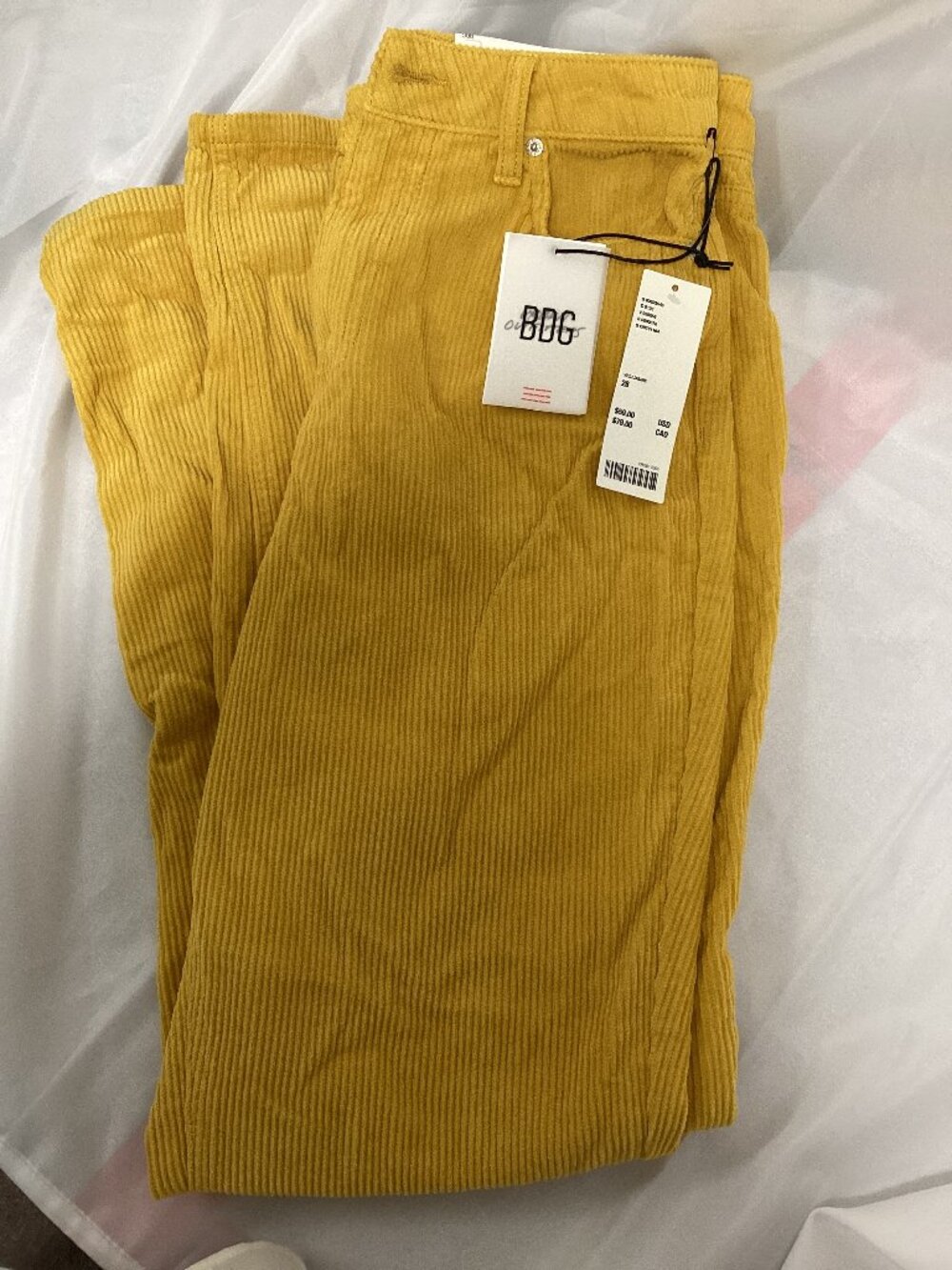 BDG High Rise Mom Corduroy Yellow Pants Size 28 (Previously Owned- Like New Cond